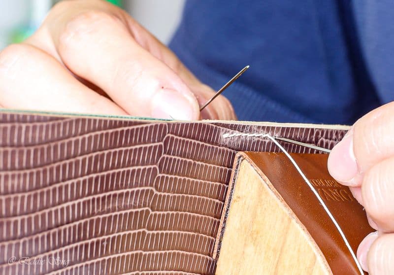 Legacy image from The Doctor Who Makes Your Watch Strap By Hand